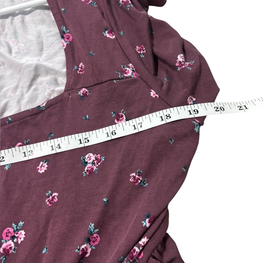 Torrid Flutter Sleeve Skater Mini Dress in Lilith Ditsy Floral Sassafras - Picture 5 of 10